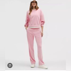 Lululemon softstreme joggers size 4